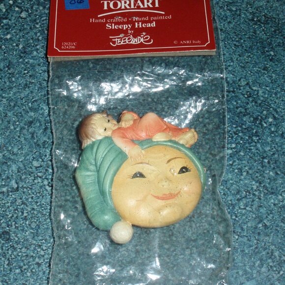 "Sleepy Head" ANRI Toriart Ferrandiz Christmas Ornament - Girl Sleeping on Moon! - Picture 1 of 3